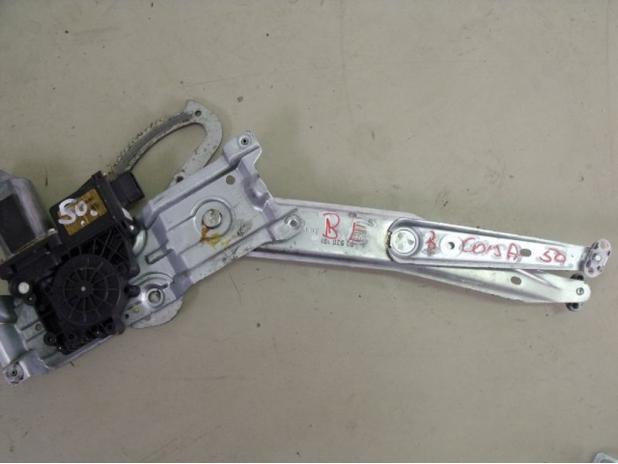 Opel Corsa B Elektromos Ablakemelő Jobb első
