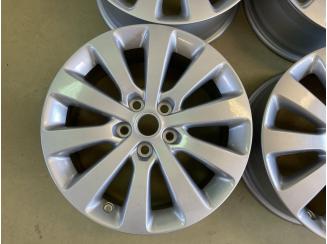 Opel Astra J 7x17ET44 Alufelni Garnitúra.5x115. 
