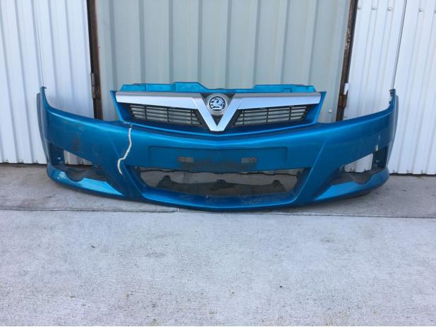 Opel Tigra TT Első Lökhárító. Kék. Sérült