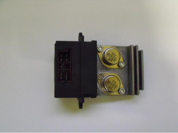 Opel Vectra B Digitklíma Vezérlő Elektronika. Felújított. 90541011